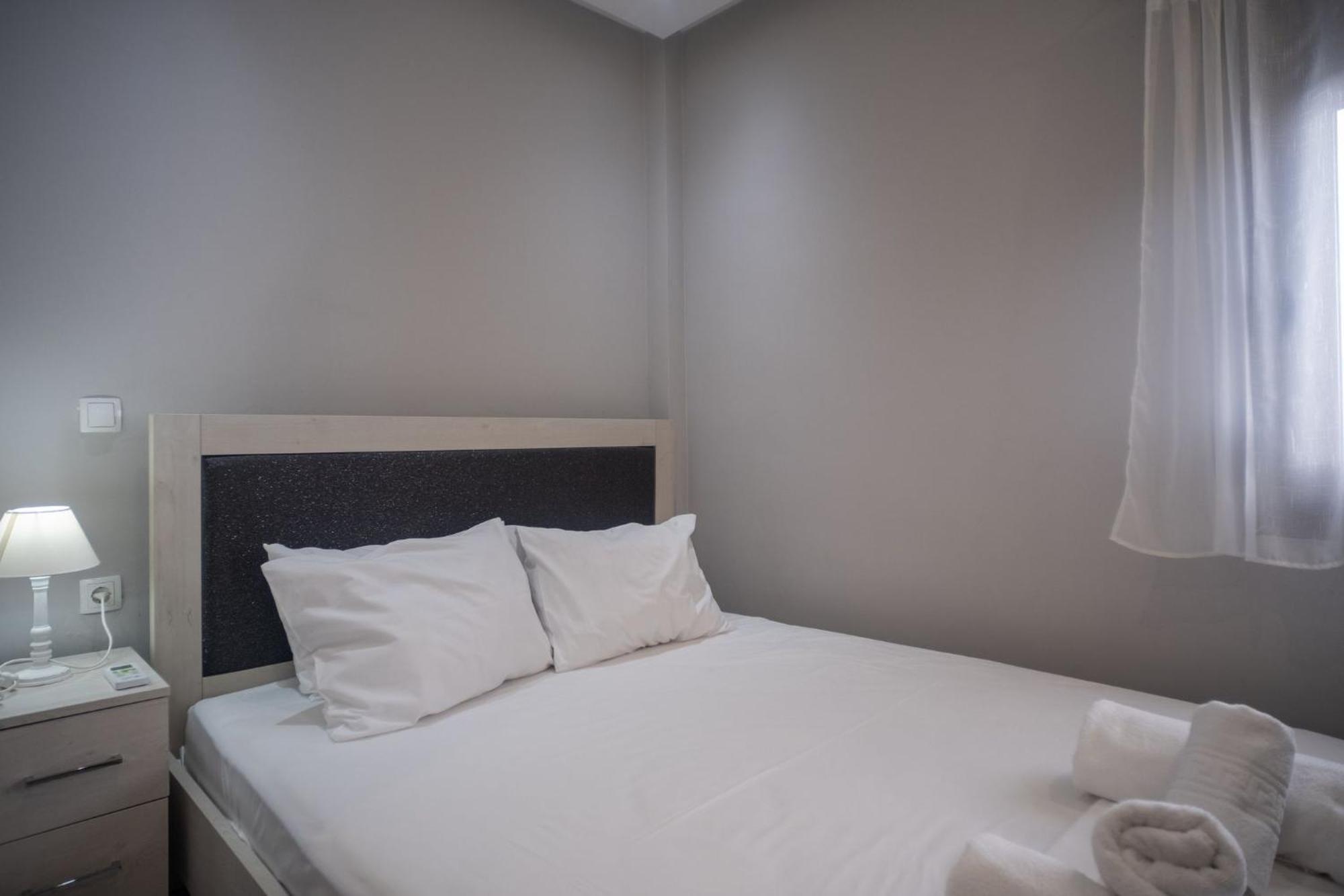 Brezza Marina House Apartment อาฟิโตส ภายนอก รูปภาพ